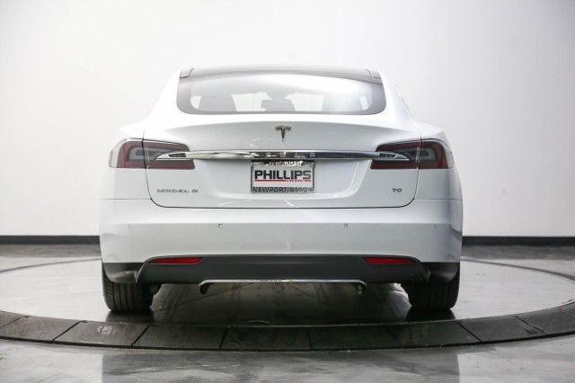 2016 Tesla Model S 70 kWh Battery 4