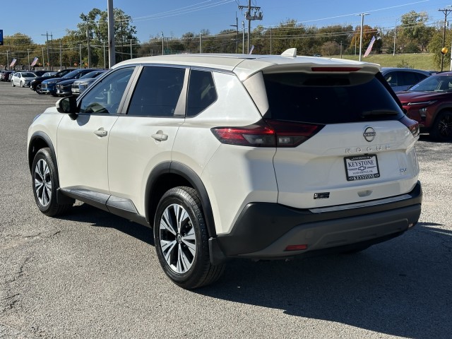 2023 Nissan Rogue SV 5