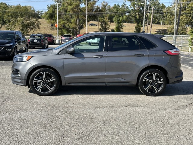 2022 Ford Edge ST 6