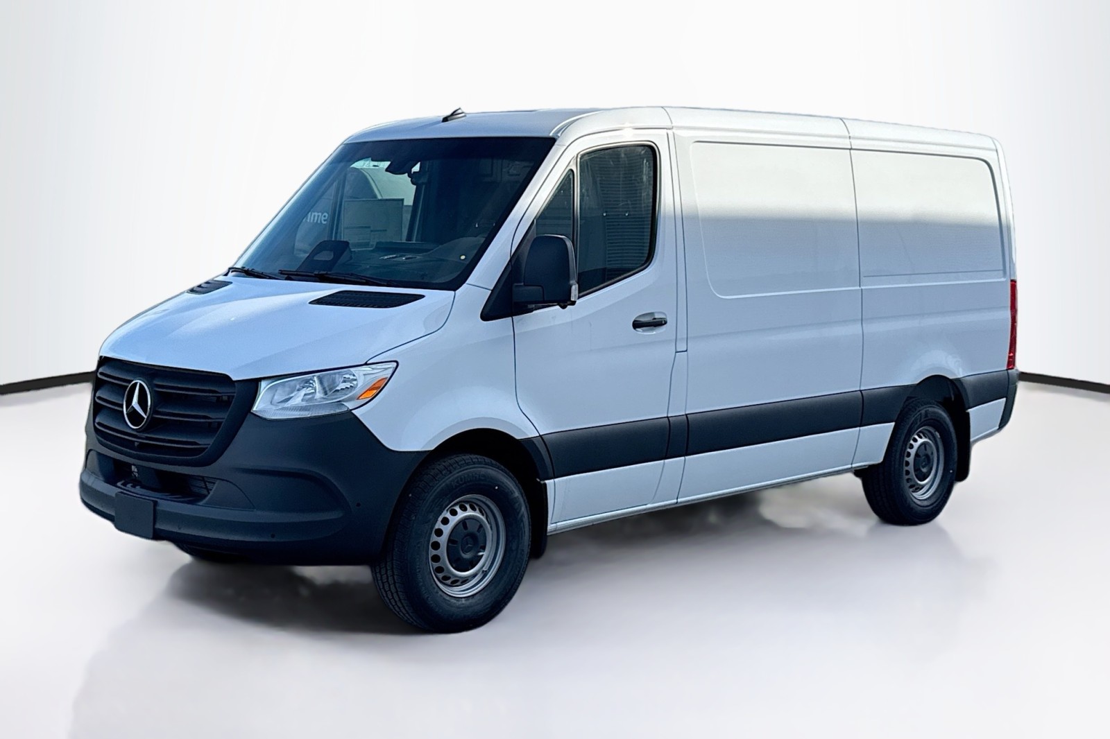 2026 Mercedes-Benz Sprinter Cargo Van 2026 Mercedes-Benz Sprinter Cargo Van 2500 Standard Roof I4 Diesel HO 144 RWD Minivan/Van