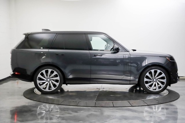 2023 Land Rover Range Rover Autobiography 6