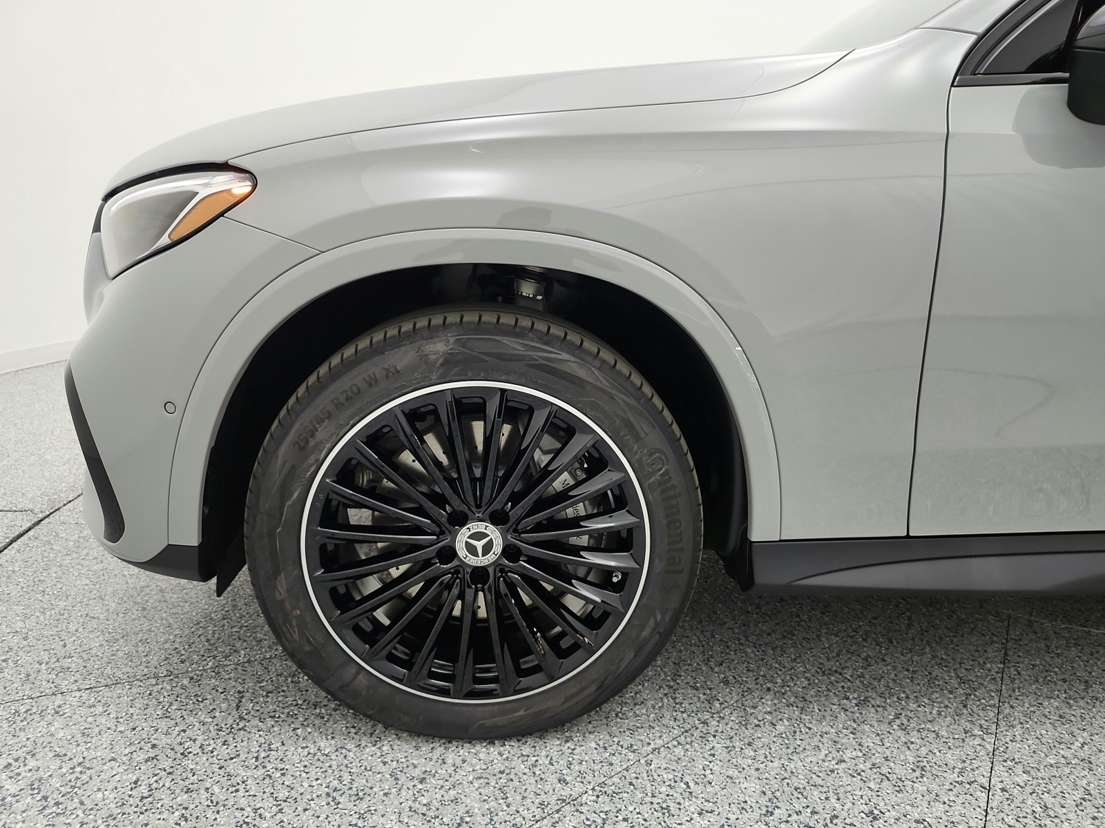 New 2027 MANUFAKTUR Alpine Grey Mercedes-Benz GLC 300 SUV image 13