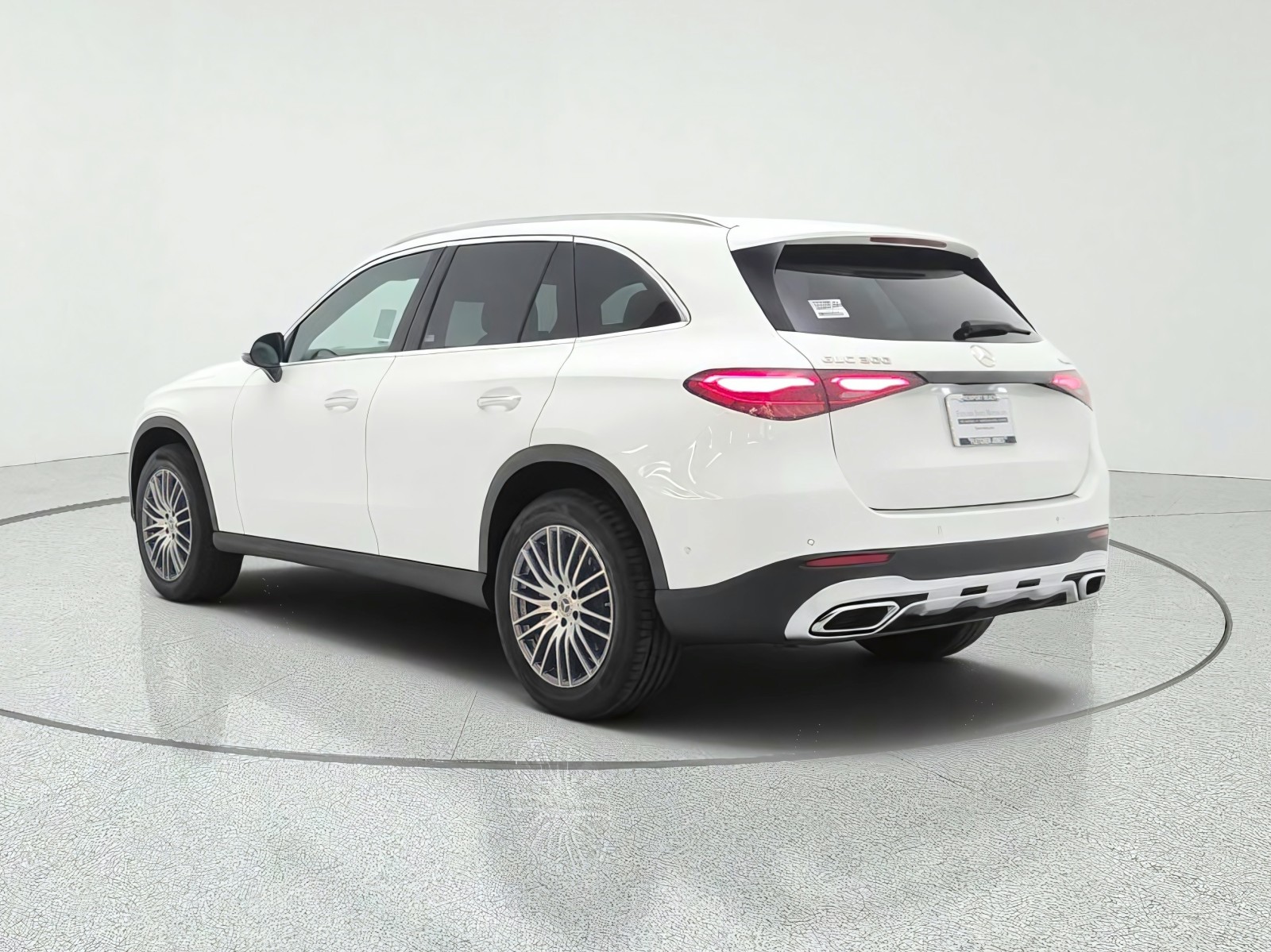 New 2026 Polar White Mercedes-Benz GLC 300 4MATIC® SUV image 7