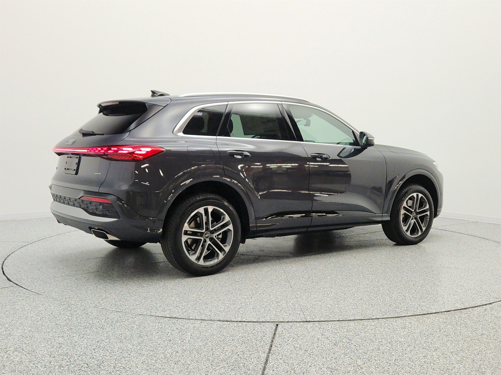 New 2026 Tambora Gray Metallic Audi Premium Plus 2.0 TFSI quattro image 5