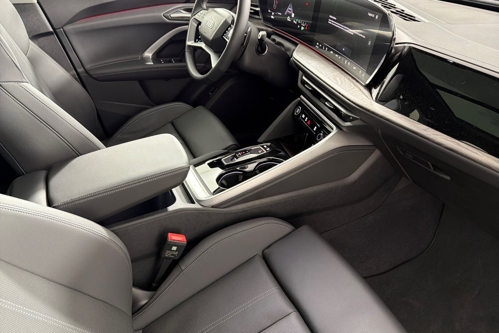 New 2025 Mythos Black Metallic Audi Premium Plus 2.0 TFSI quattro image 15