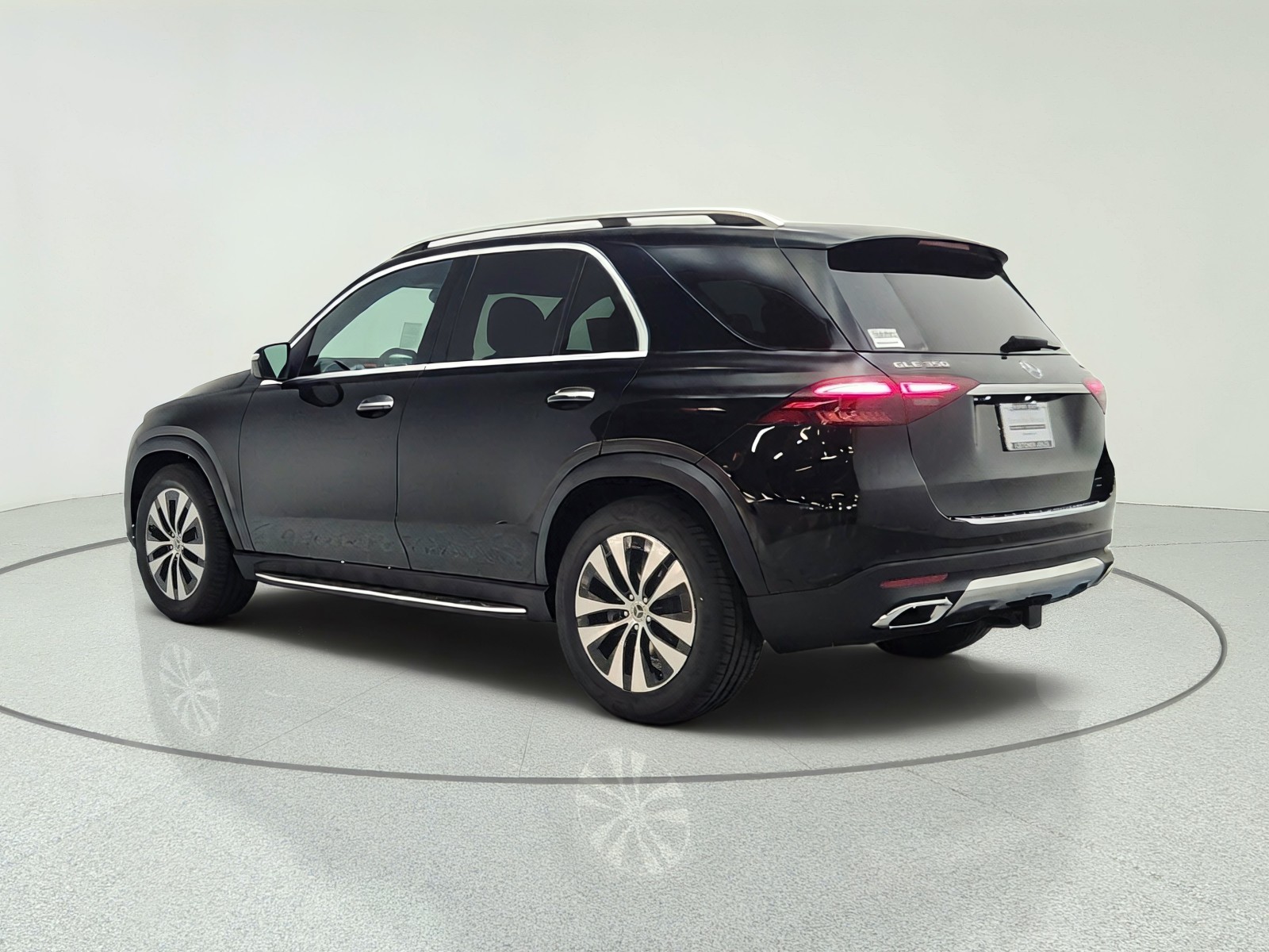New 2026 Black Mercedes-Benz GLE 350 4MATIC® SUV image 7