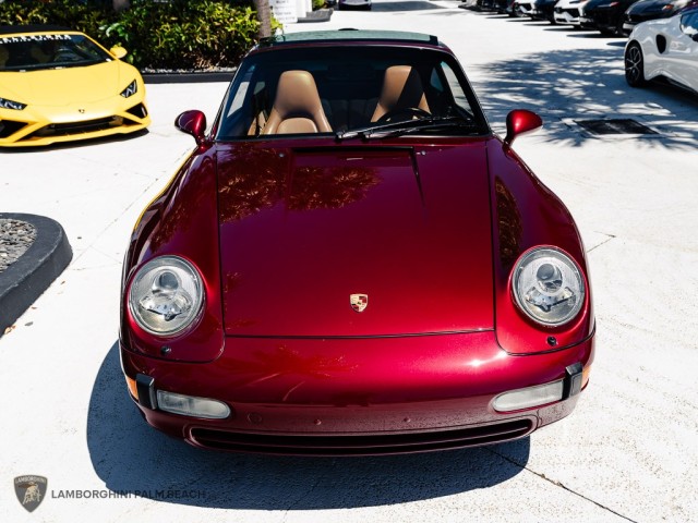 Porsche 911 Carrera