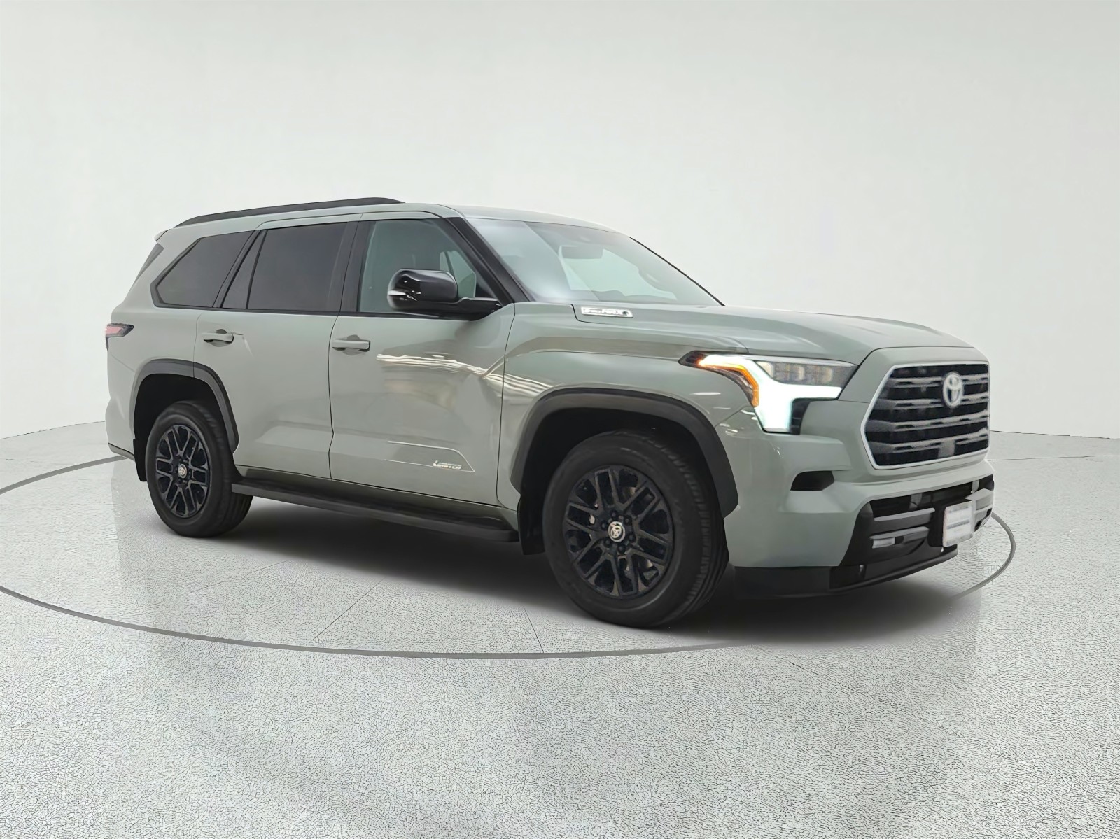 Used 2025 Lunar Rock Toyota Limited image 3
