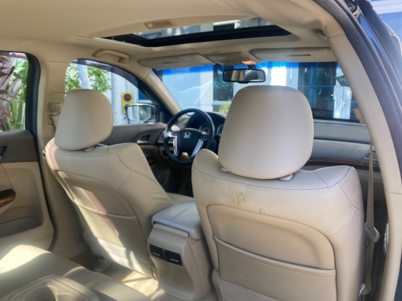 2010 Honda Accord Sdn EX-L LOW MILES 68,167 in , 