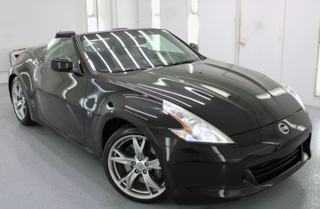 Used Car 2010 Nissan 370z  Touring For Sale Under $20,000 In Austin, Texas