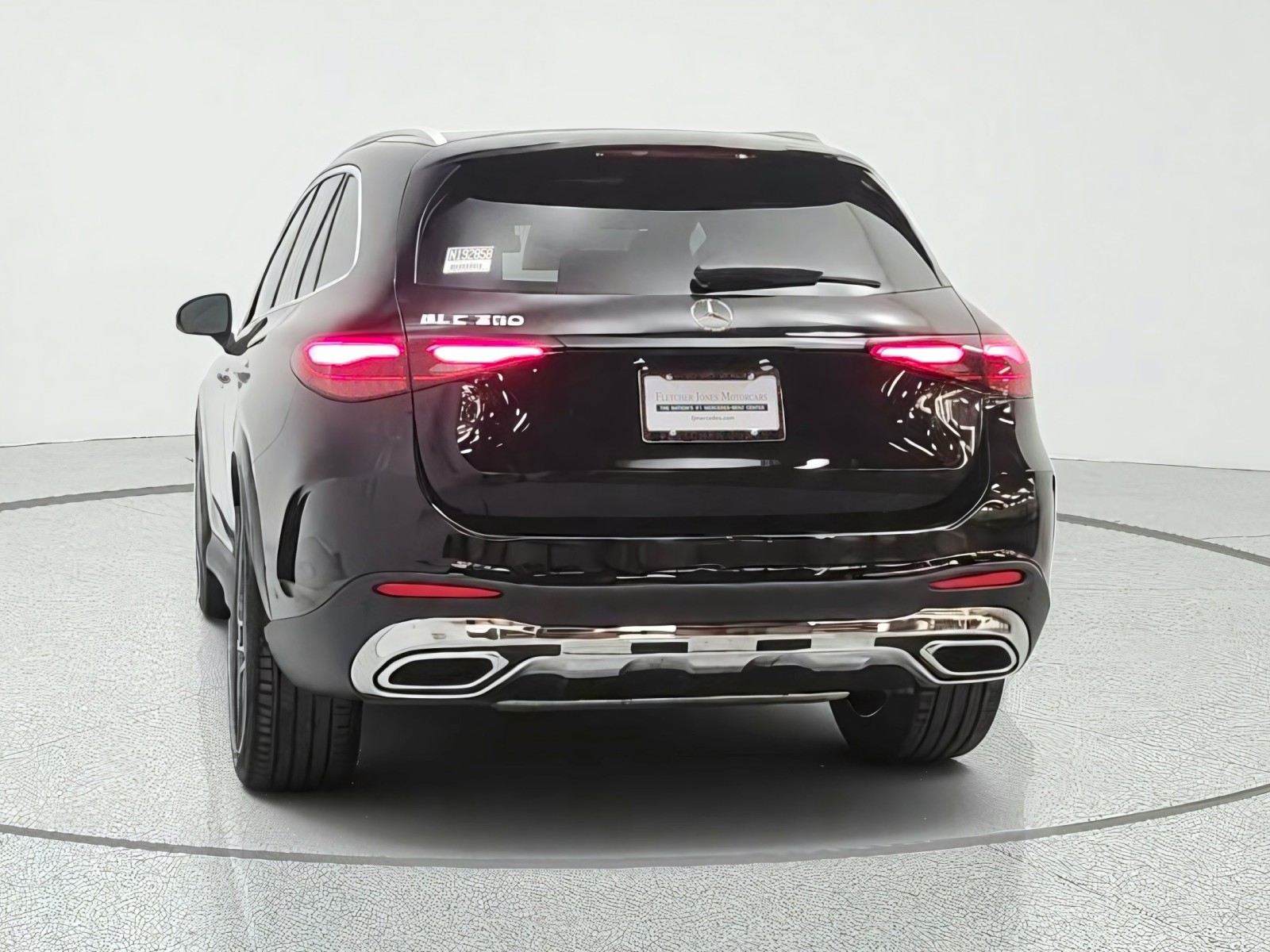 New 2027 Black Mercedes-Benz GLC 300 SUV image 6