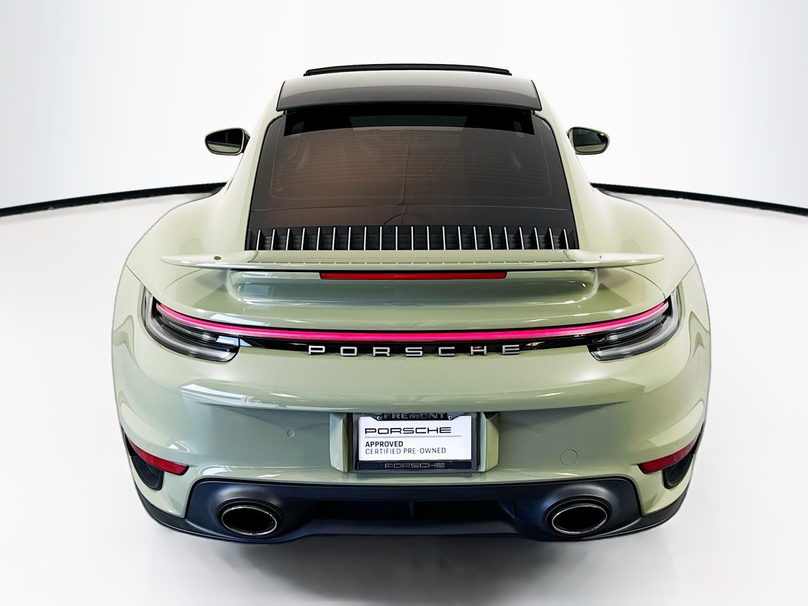 2022 Porsche 911 Turbo S 6