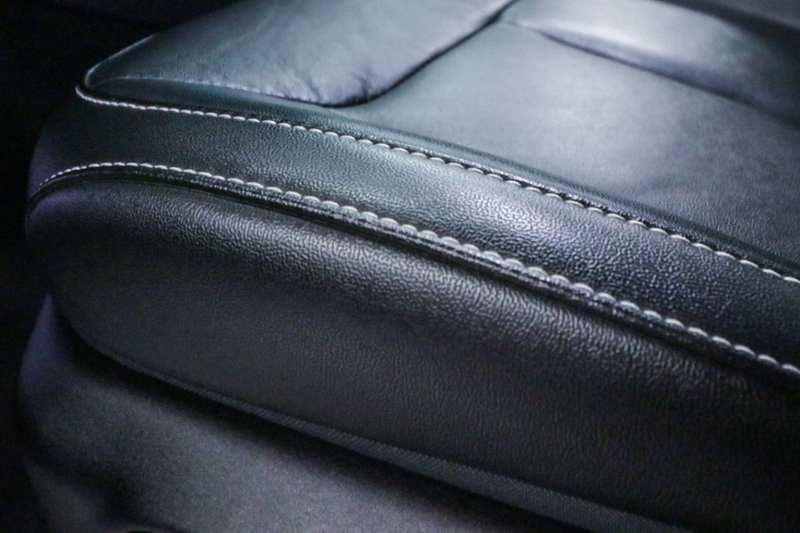 Used Car 2023 Jeep Grand Cherokee  Limited For Sale Under $35,000 In Austin, Texas