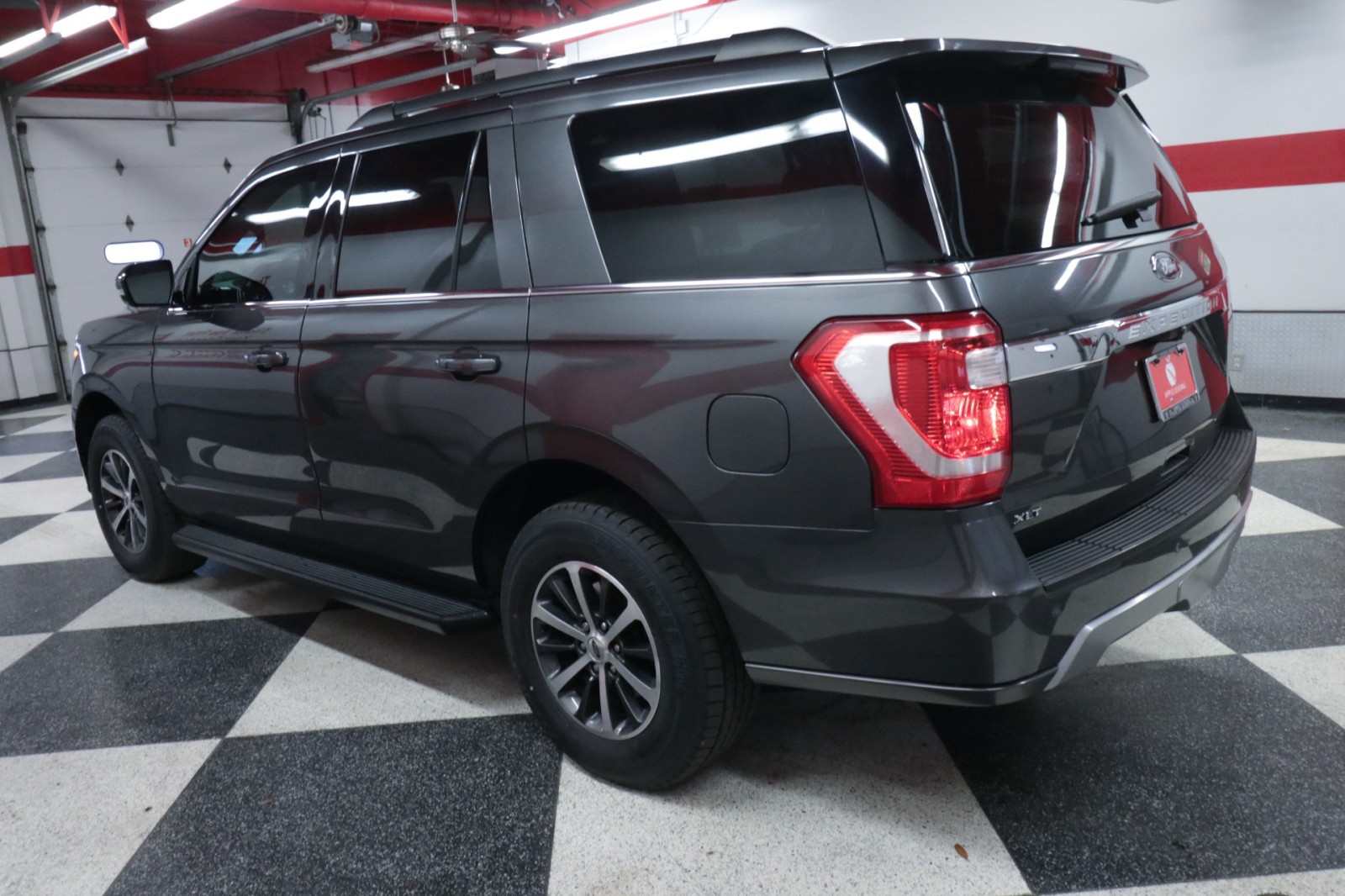 Used Car 2020 Ford Expedition  Xlt For Sale Under $30,000 In Austin, Texas