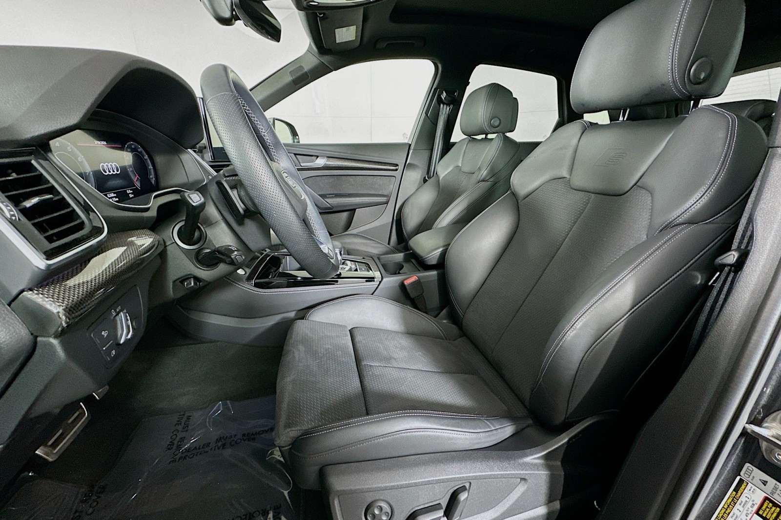 Used 2025 Daytona Gray Pearl Effect Audi Premium Plus image 18
