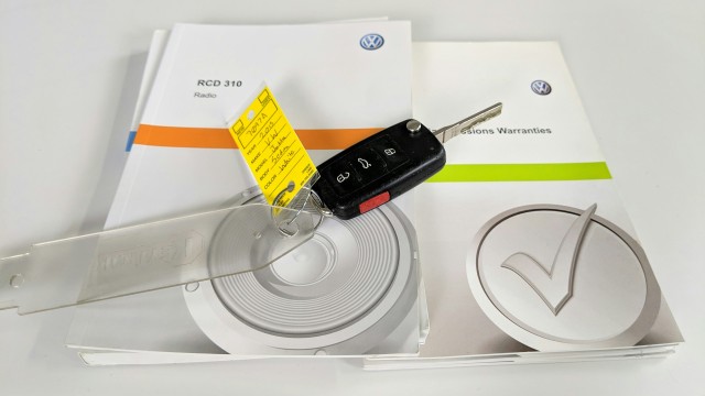 2013 Volkswagen Jetta Sedan SE w/Convenience 32