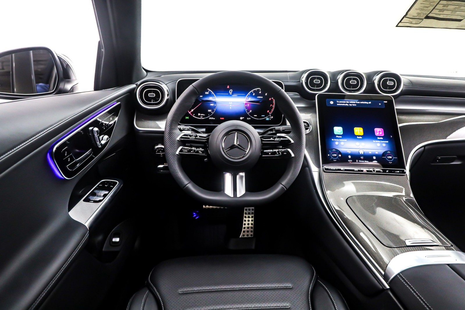 New 2026 Black Mercedes-Benz GLC 300 image 4