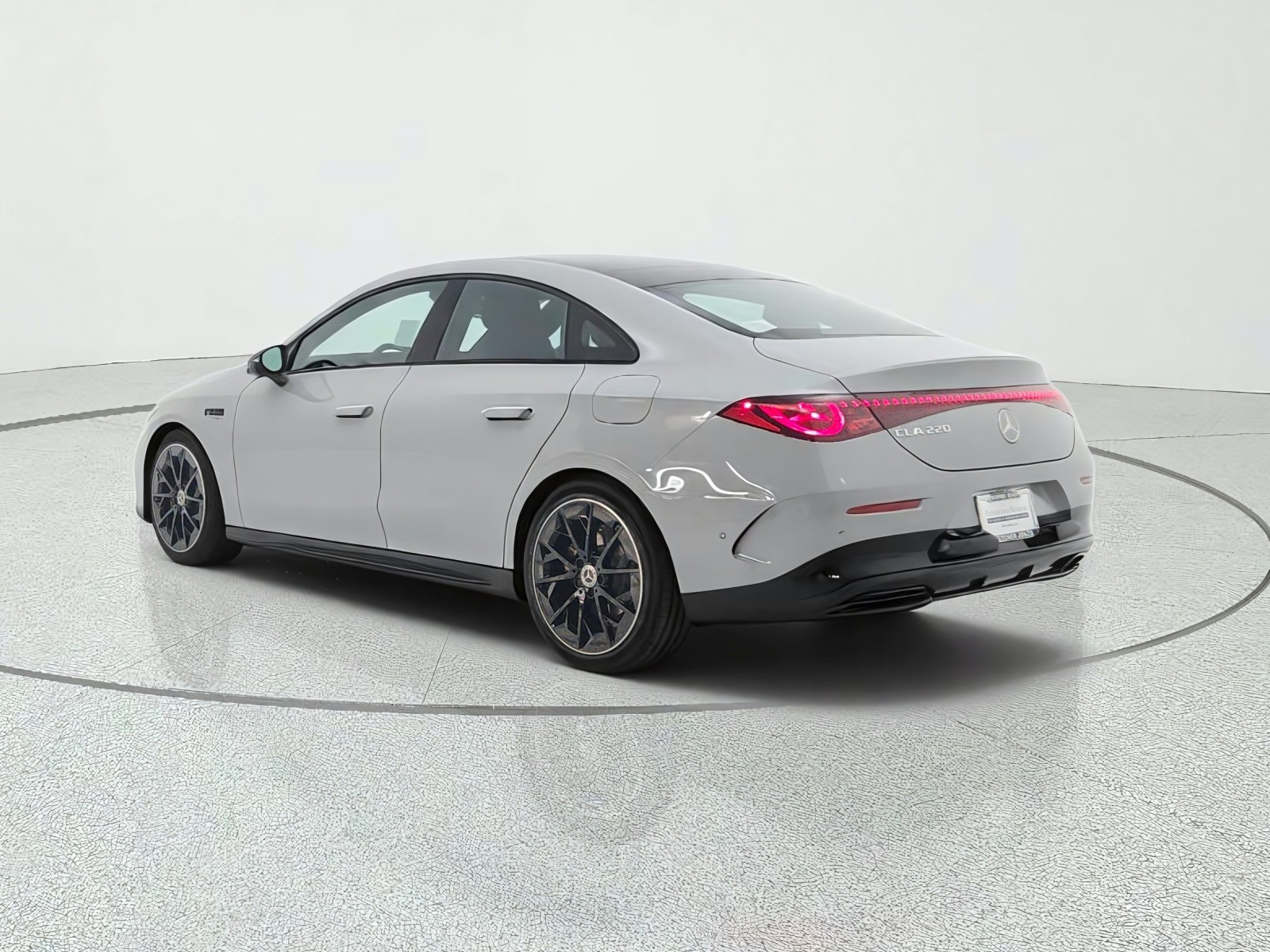 New 2027 MANUFAKTUR Alpine Grey Mercedes-Benz CLA 220 Hybrid FWD image 7