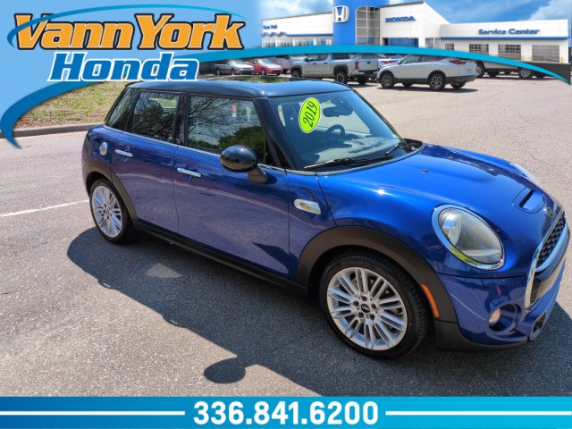  2019 MINI Cooper S 4-Door Hatchback FWD   