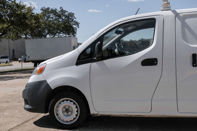 2019 Nissan NV200 Compact Cargo S 16