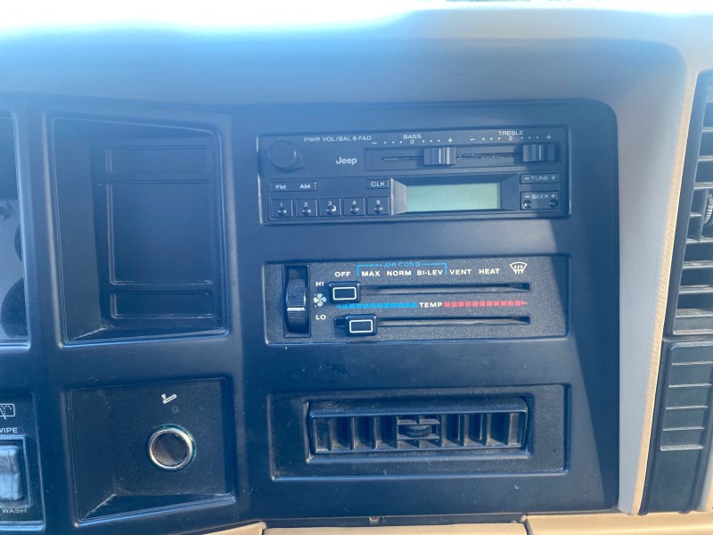 1996 Jeep Cherokee Sport FL LOW MILES 77,388 4WD 4.0 6 CYL in , 