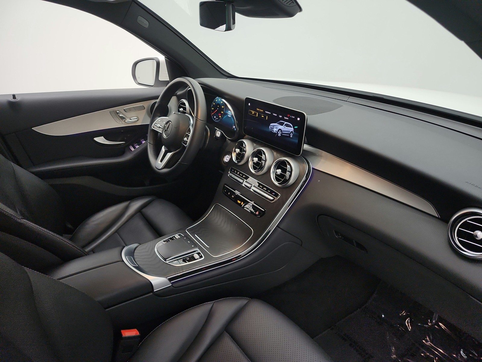 Certified Used 2022 Polar White Mercedes-Benz GLC 300 SUV image 19