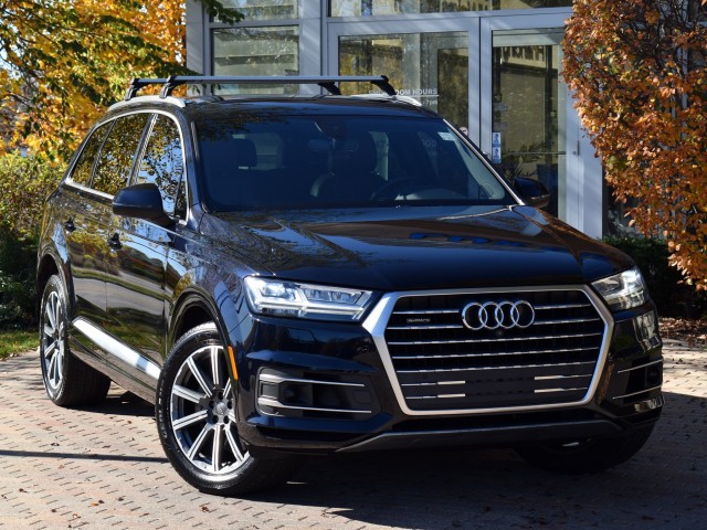 2018 Audi Q7 Premium Plus Pkg. Driver Assist Pkg. Heated/cooled Seats Vision Pkg. Ventilation Pkg. Rear Camera MSRP $70,125 6