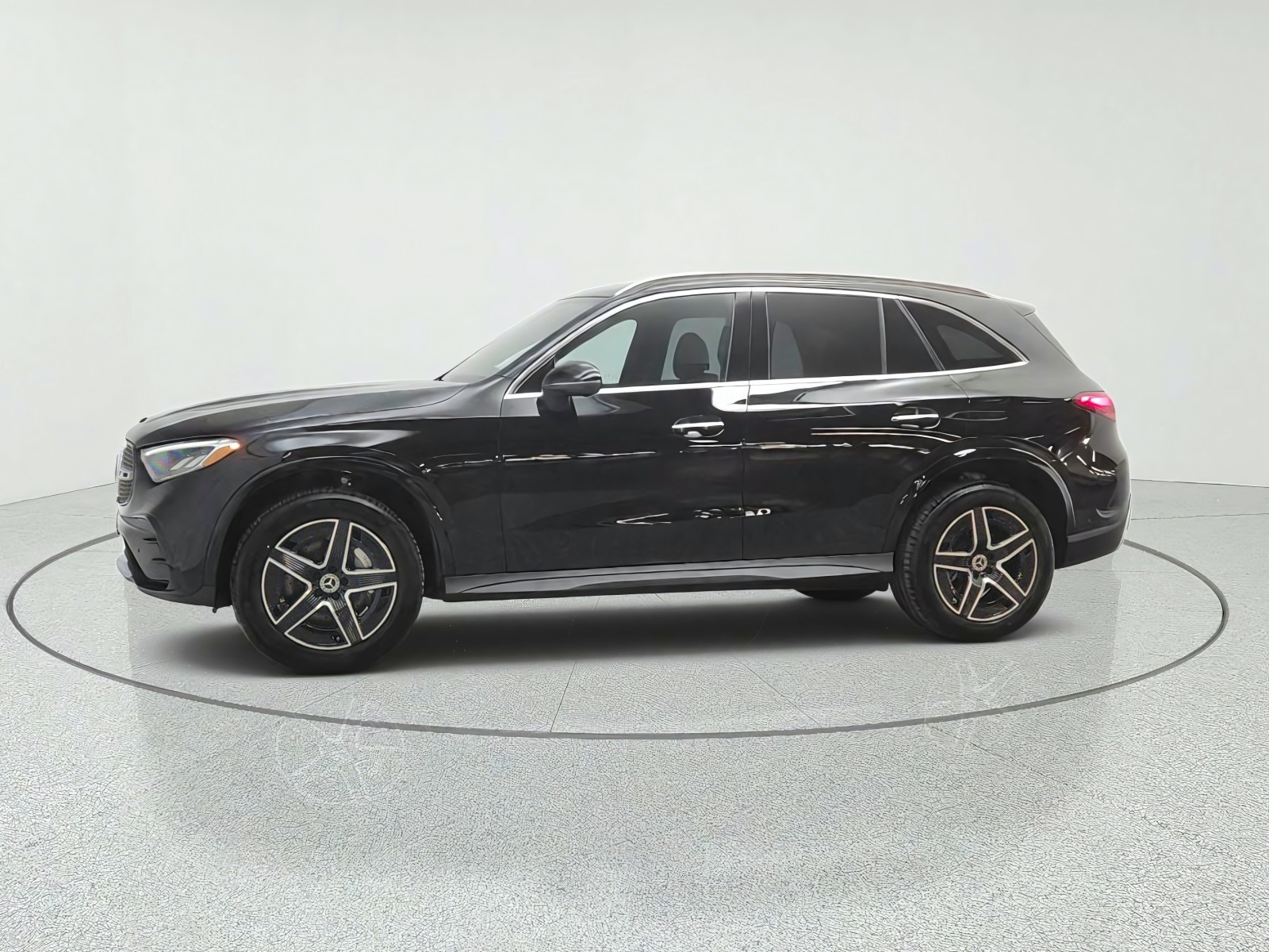 New 2026 Black Mercedes-Benz GLC 300 4MATIC® SUV image 8