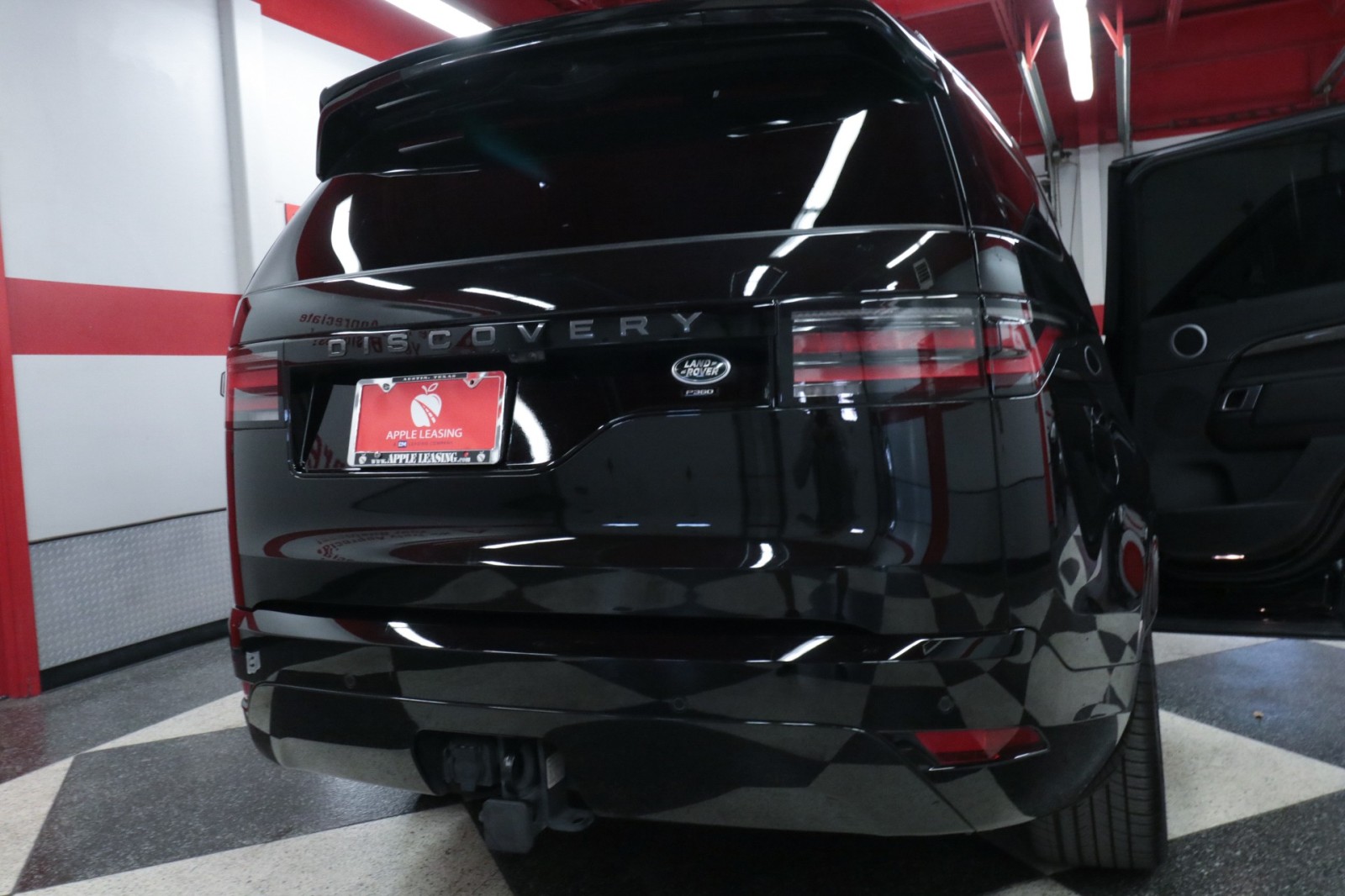 Used Car 2022 Land Rover Discovery  Hse R-dynamic For Sale Under $40,000 In Austin, Texas