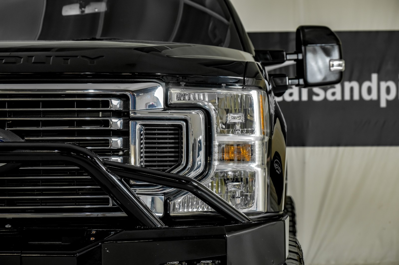 2022 Ford F-350 Lariat 37