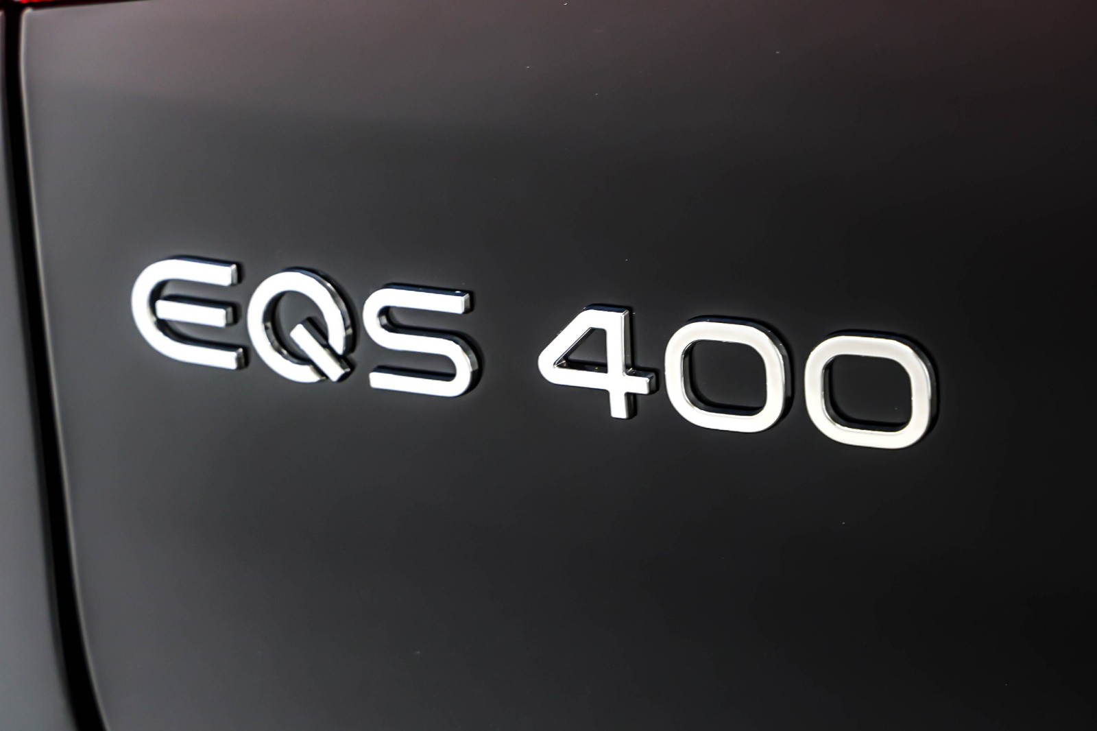 New 2026 Black Mercedes-Benz EQS 400 4MATIC® SUV image 9