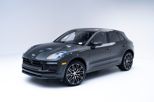 2025  Macan  in , 