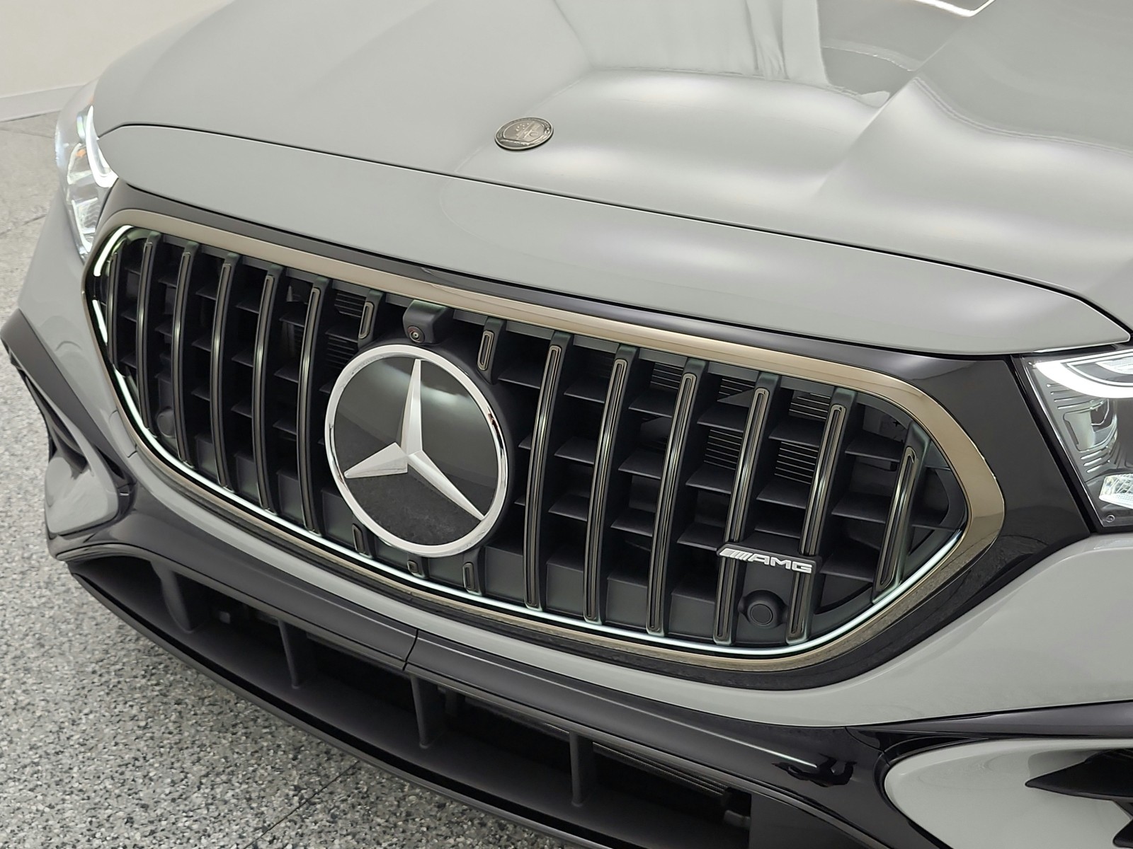 New 2026 MANUFAKTUR Alpine Grey Mercedes-Benz AMG® E53ES4 Wagon image 15