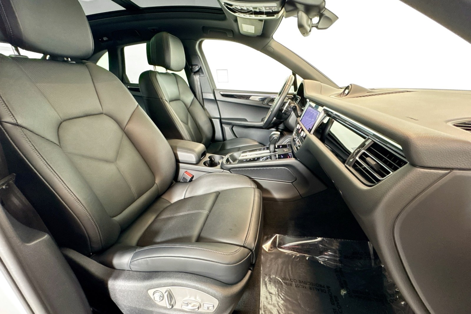 Used 2024 White Porsche T image 26