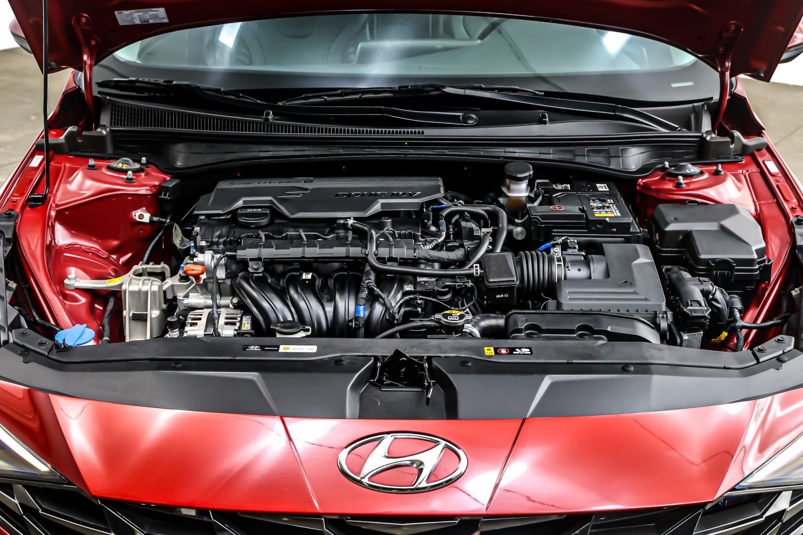 Used 2023 Ultimate Red Hyundai Limited image 11