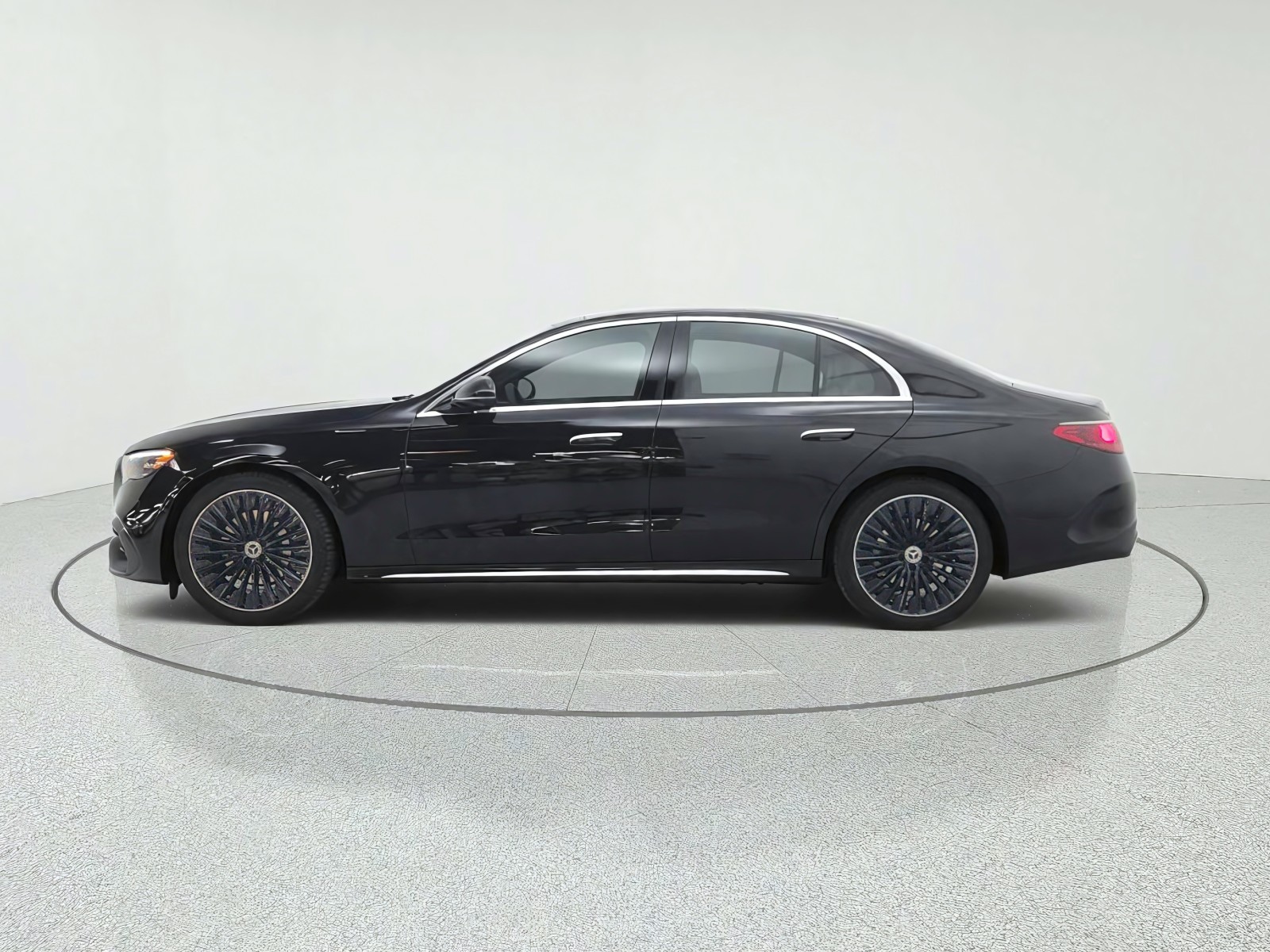 New 2027 Black Mercedes-Benz E 350 RWD Sedan image 8