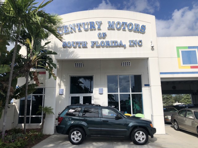 2005 Jeep Grand Cherokee Laredo LOW MILES Power Windows Cruise Alloy Wheels in pompano beach, Florida