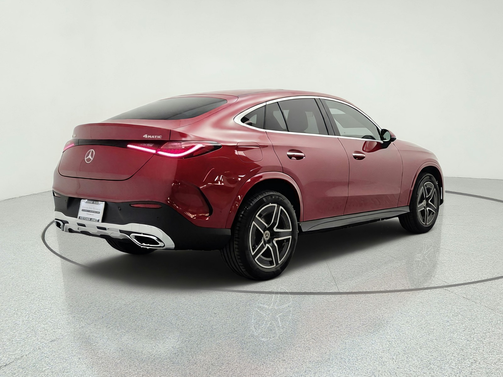New 2026 MANUFAKTUR Patagonia Red Metallic Mercedes-Benz GLC 300 4MATIC® Coupe image 5