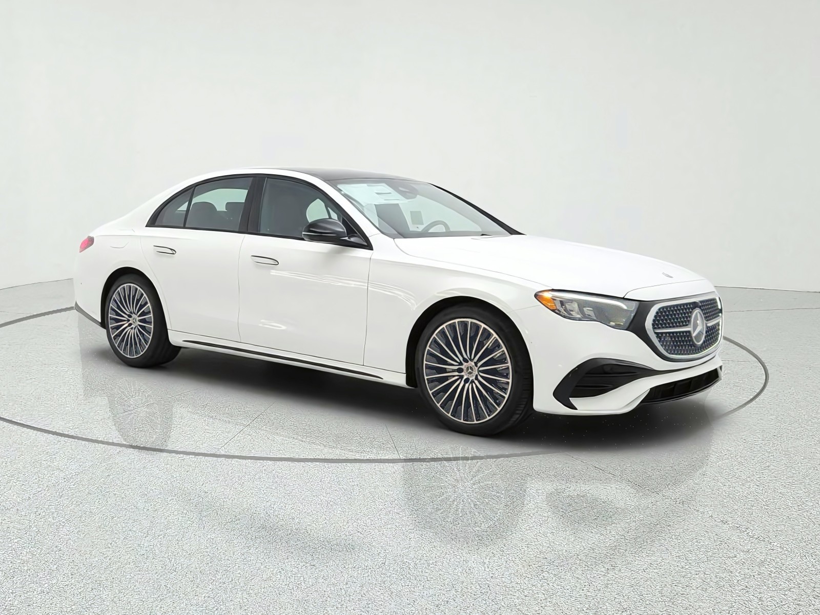 New 2027 Polar White Mercedes-Benz E 350 RWD Sedan image 3