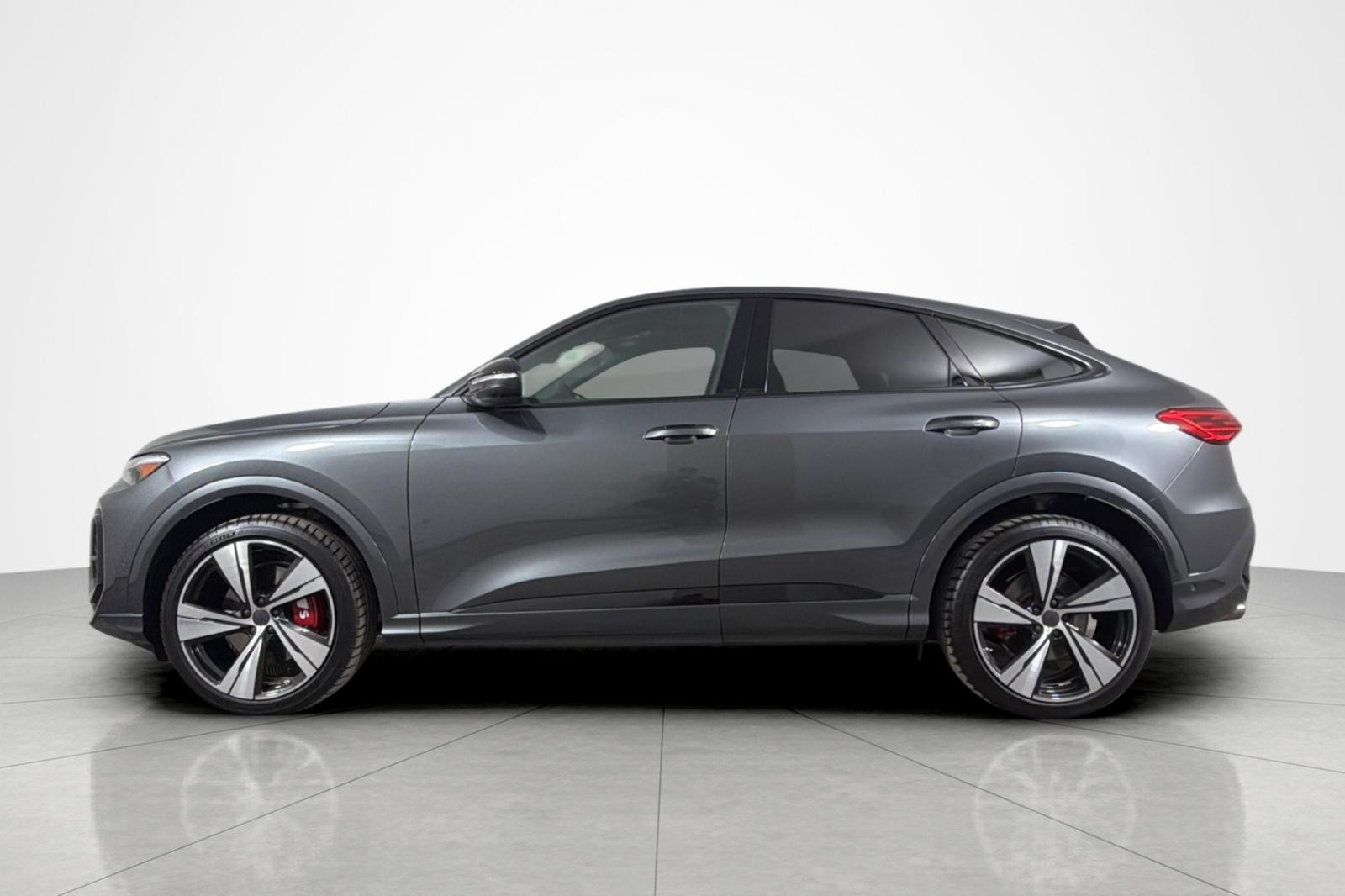 New 2026 Daytona Gray Pearl Effect Audi Premium Plus 3.0 TFSI quattro image 3
