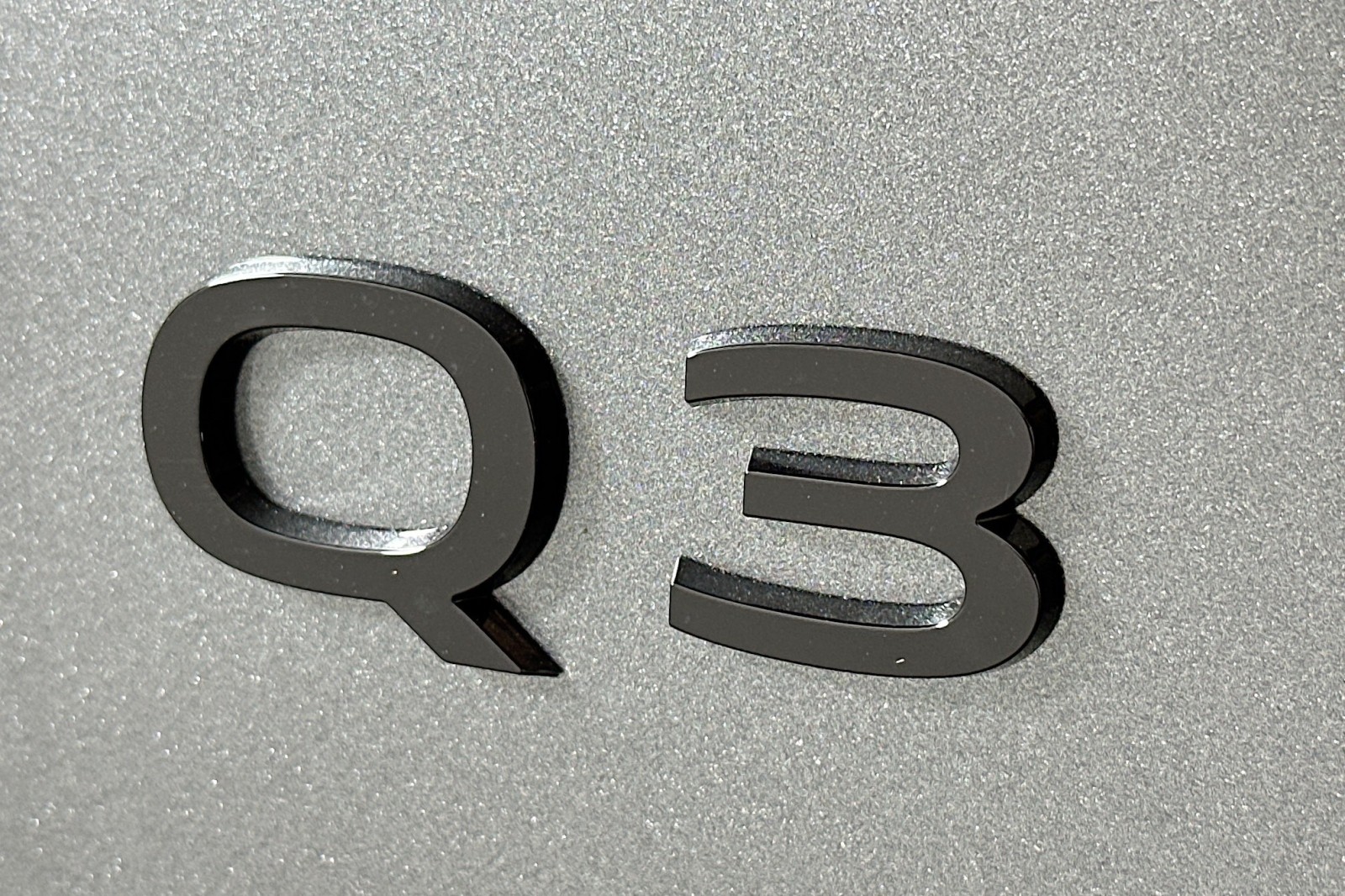 New 2026 Daytona Gray Pearl Effect Audi S line image 10