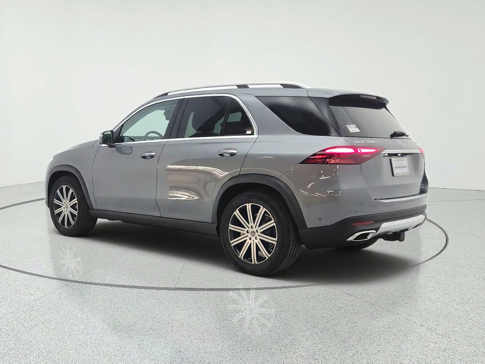 New 2026 Selenite Grey Metallic Mercedes-Benz GLE 350 4MATIC® SUV image 7