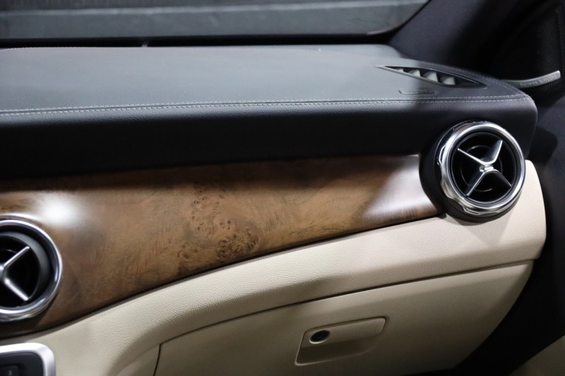 2018 Mercedes-Benz AMG GLA 45 4MATIC Performance Pkg 4dr Suv in , 