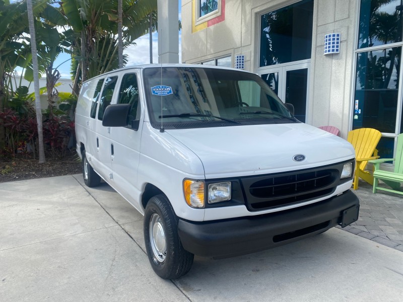 2000 Ford Econoline Cargo Van LOW MILES 68,046 in , 