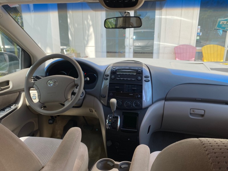 2006 Toyota Sienna VAN LE LOW MILES 78,653 in , 