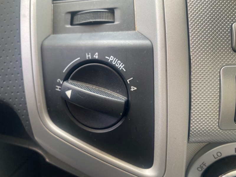 2006 Toyota Tacoma 1 OWNER 4WD CREW CAB in , 