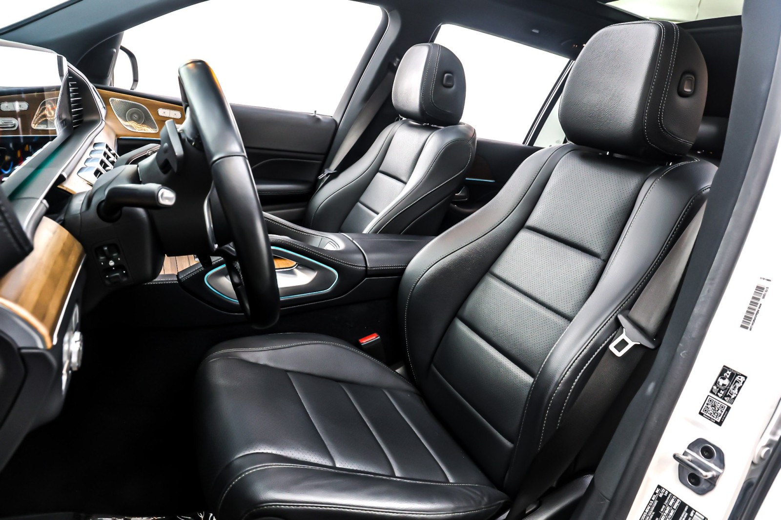 Used 2022 Polar White Mercedes-Benz GLS 450 4MATIC® SUV image 17