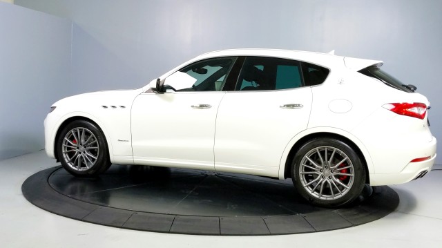 2019 Maserati Levante GranLusso 4