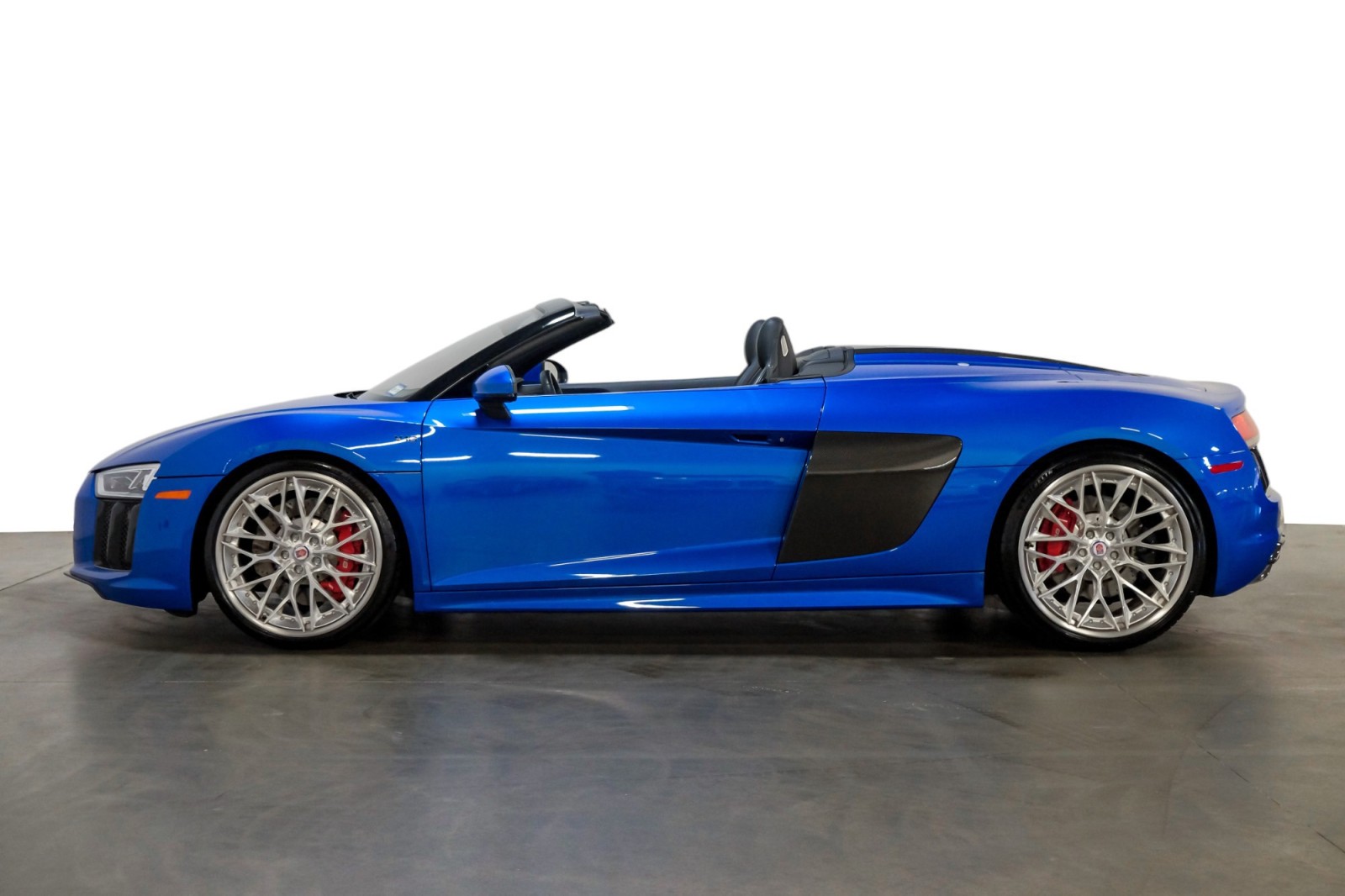 2017 Audi R8 Spyder V10 quattro AWD HREAlloys CarbonPkg DynamicSteering FullLthr 17