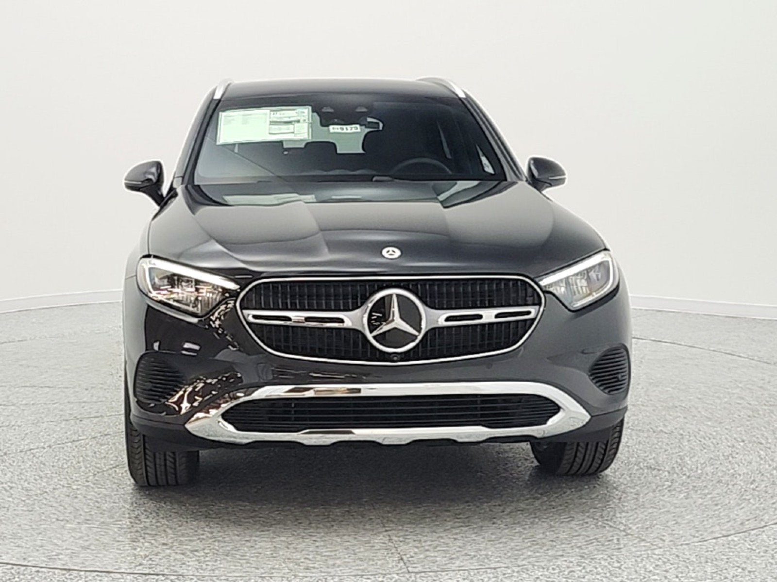 New 2025 Graphite Grey Metallic Mercedes-Benz GLC 300 image 2